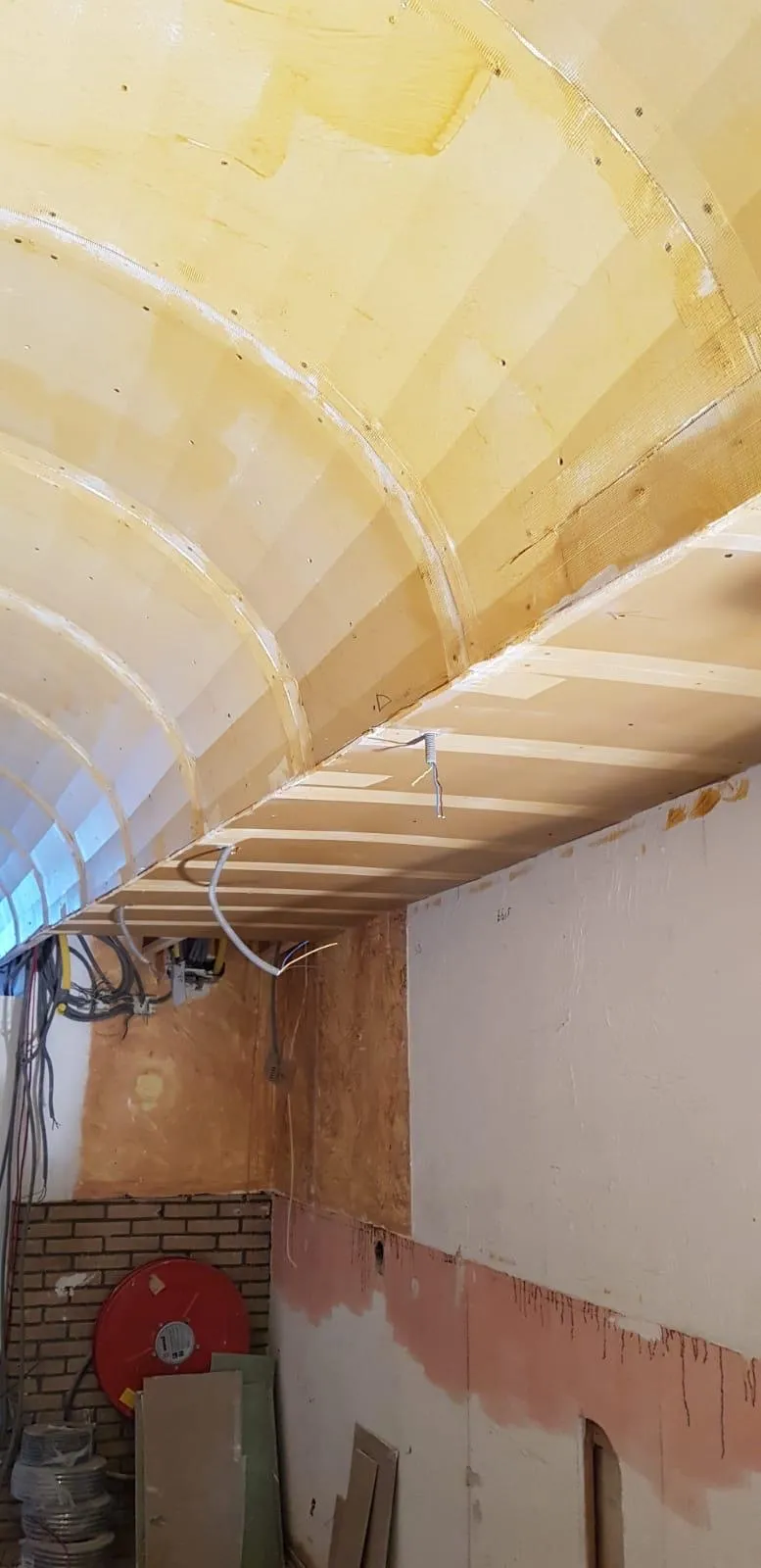 Dakisolatie met houtvezelplaten in een kapconstructie