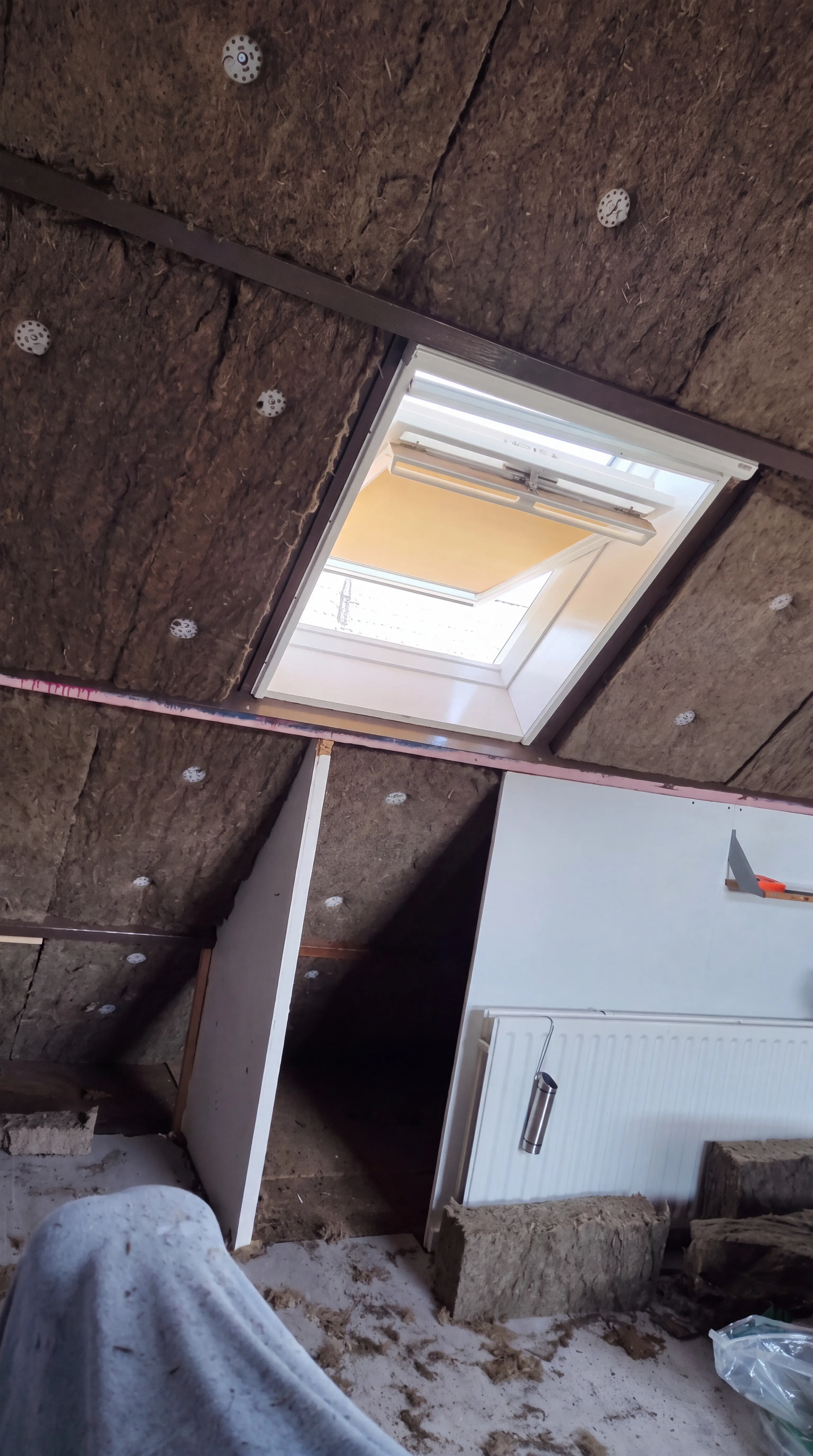 Zolderisolatie van Huisklimaat, onbehandeld beeld